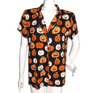 MUNKI MUNKI Pajama Top, L, Black/Orange Pumpkins, Jack o'lanterns, Buttons, SS